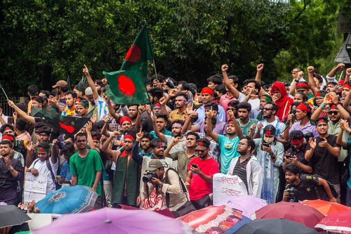 নতুন রাজনৈতিক দল গঠন করছে শিক্ষার্থীরা