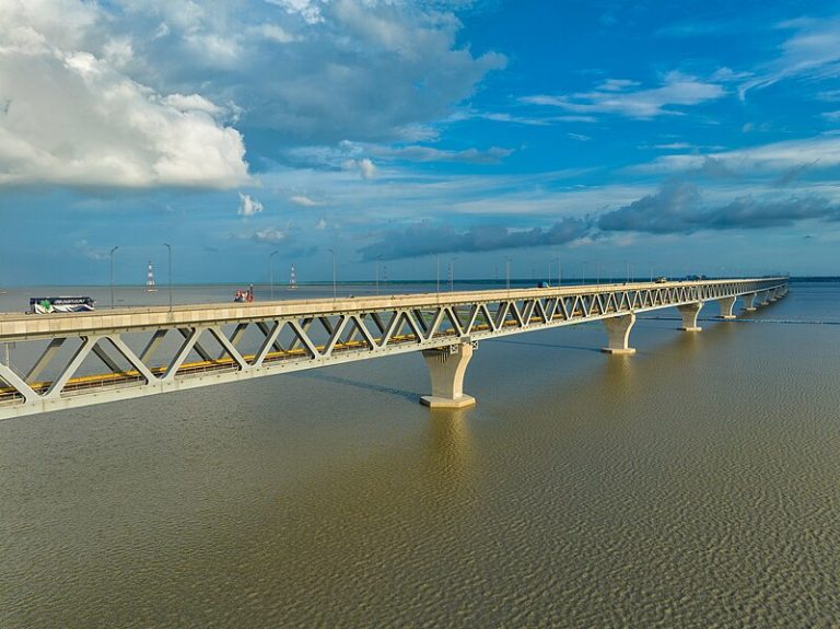 ২৬ সেতুতে ব্যয়ের বহুগুণ আয়, তবু টোল আদায় চলছে