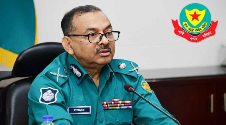 জুলাই – আগস্ট হত্যাকাণ্ডের মামলায় চাঁদাবাজি হচ্ছে – ডিএমপি কমিশনার
