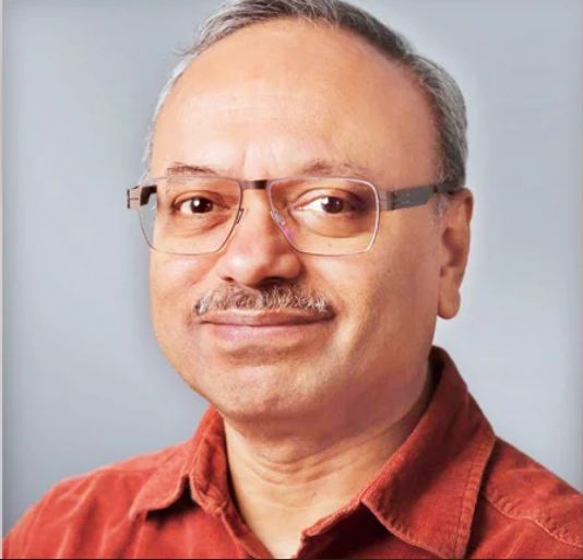 নতুন রাজনৈতিক বন্দোবস্ত না করে নির্বাচনে যাওয়া ভুল হবে : মুশতাক খান