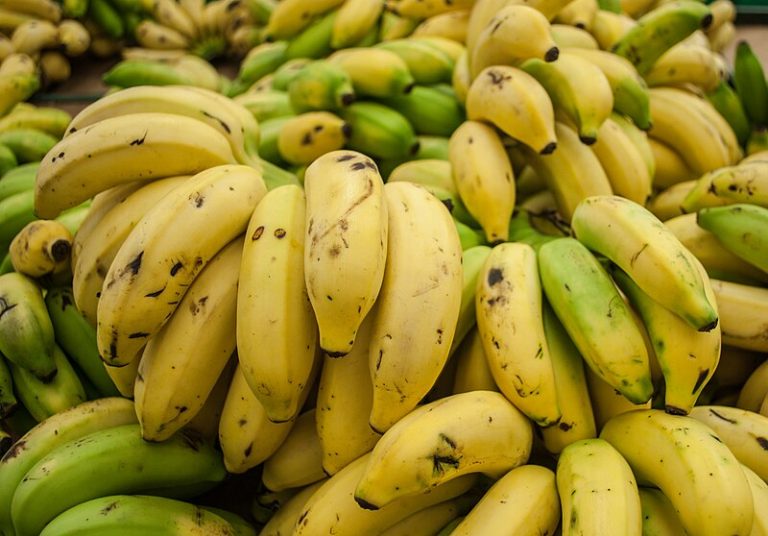 কলার ভু-রাজনীতি –