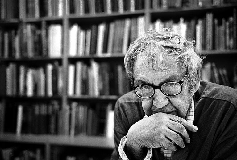 Saul Leiter এর ফটোগ্রাফি স্মৃতি, ছায়া, নিঃসঙ্গতার রং
