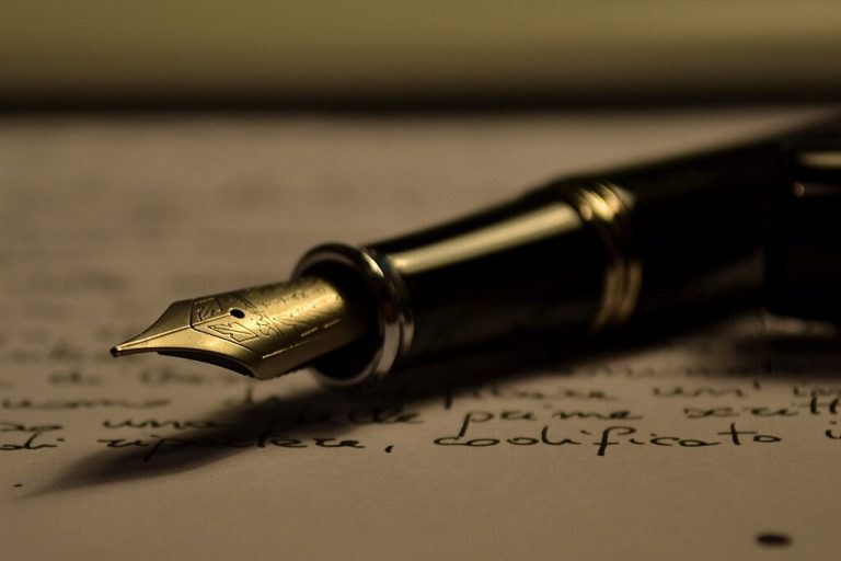 কলম কথা – কালি ও দর্শন