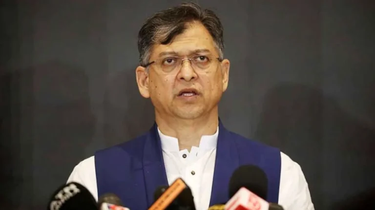 ৫ আগস্ট প্রধান উপদেষ্টা নির্বাচনের তারিখ ঘোষণা করতে পারেন : সালাহউদ্দিন আহমেদ, বিএনপির স্থায়ী কমিটির সদস্য