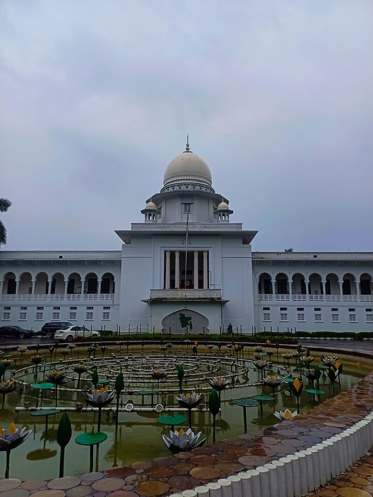 সুপ্রিম কোর্টের হাতে থাকবে নিম্ন আদালতের বিচারকদের নিয়ন্ত্রণ, রাষ্ট্রপতির নয় : হাইকোর্ট