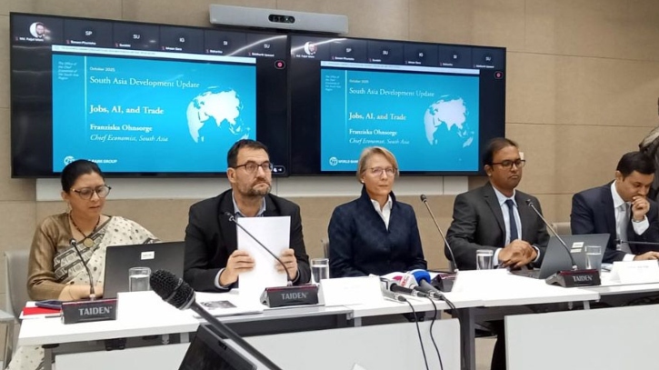 বিশ্বব্যাংকের পূর্বাভাস – মূল্যস্ফীতি কমায় বাংলাদেশের জিডিপি প্রবৃদ্ধি পৌঁছাবে ৪.৮ শতাংশে